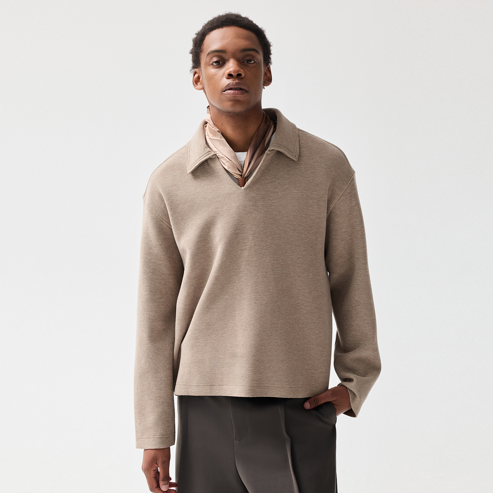 Azure Lisseur330g雪花羊毛绒卡其色简约长袖V领卫衣老钱POLO衫AL