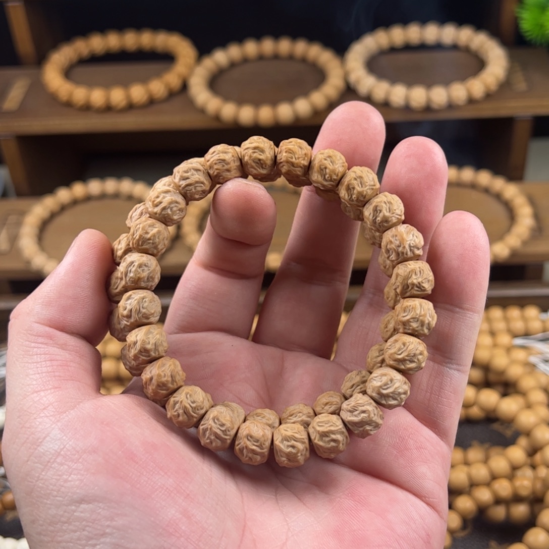 猴头核桃吊坠全品龙蛇