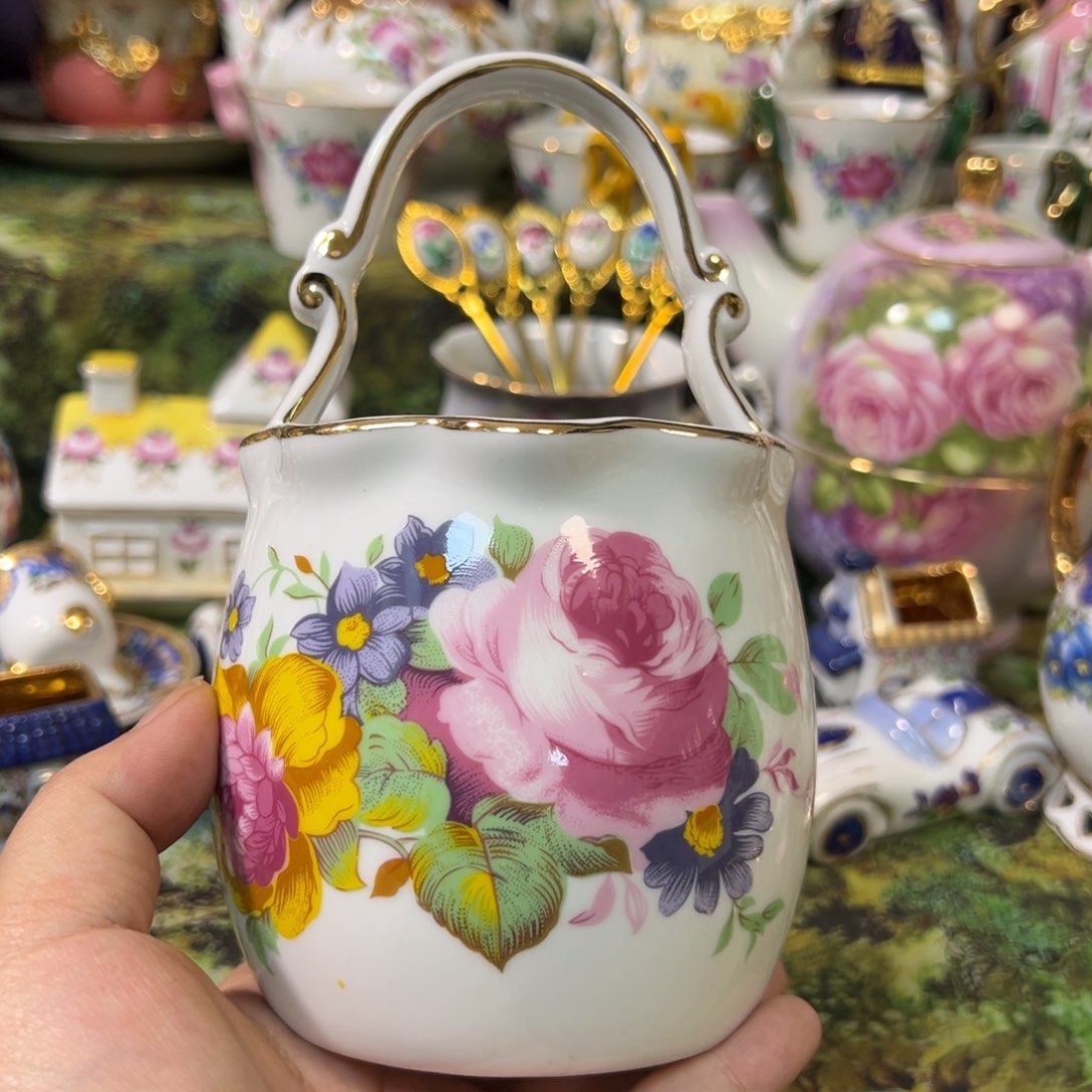 摆件鹿与海陶瓷家居用品有限公司