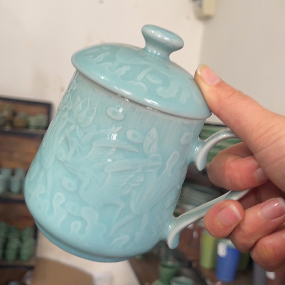 瓷片哈哈哈哈哈哈哈哈呵呵