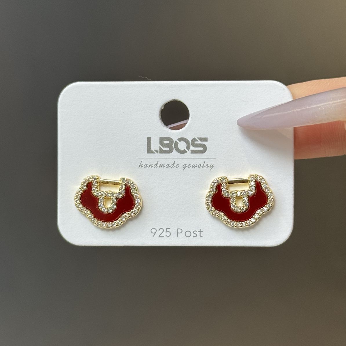 铜合金锆石耳饰 气质小众红色平安锁耳钉新年高级感耳饰