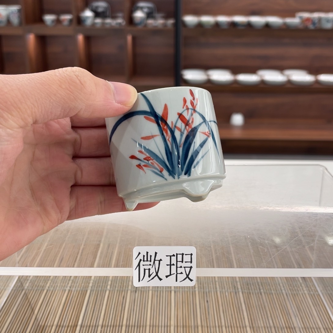 釉下手绘茶具微瑕