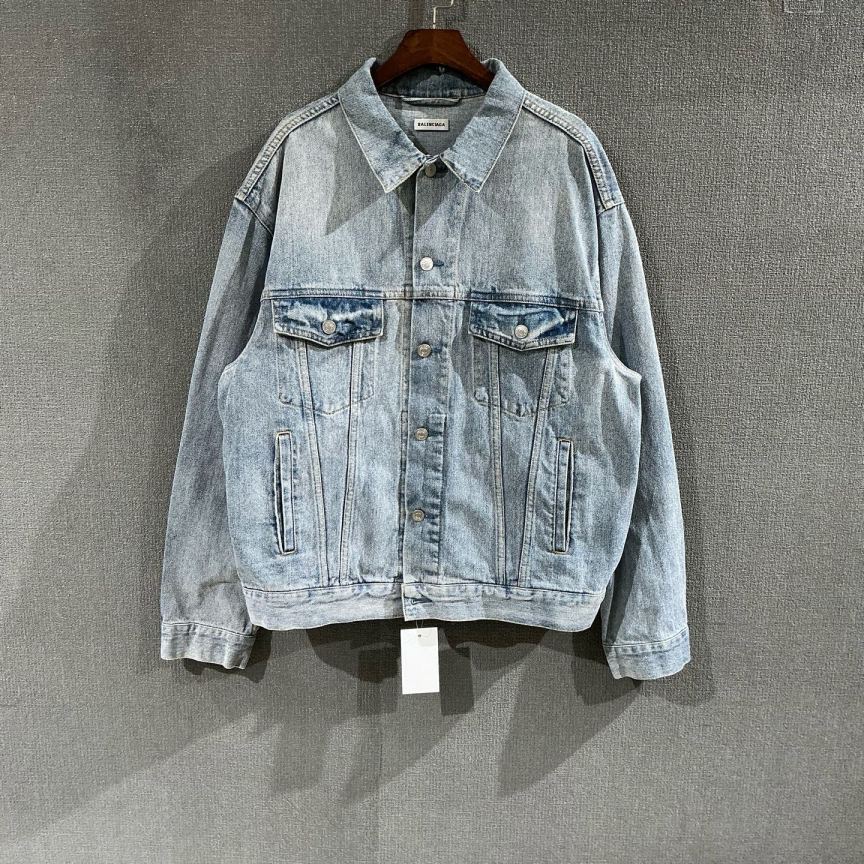 99新 Balenciaga/巴黎世家 （pm）背后水钻牛仔外套 34码/0015