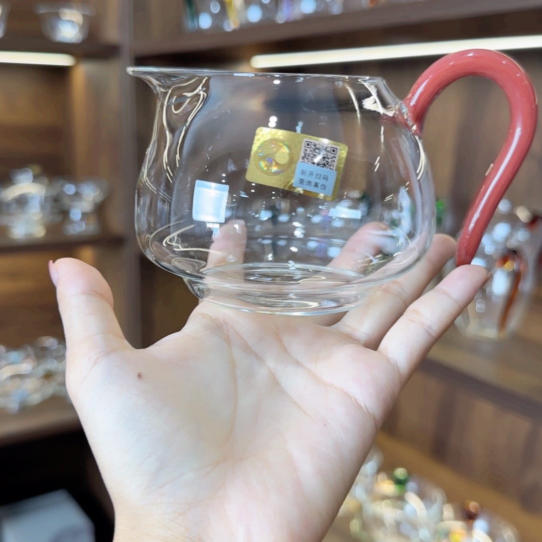 禾器淡然汝红色公道杯