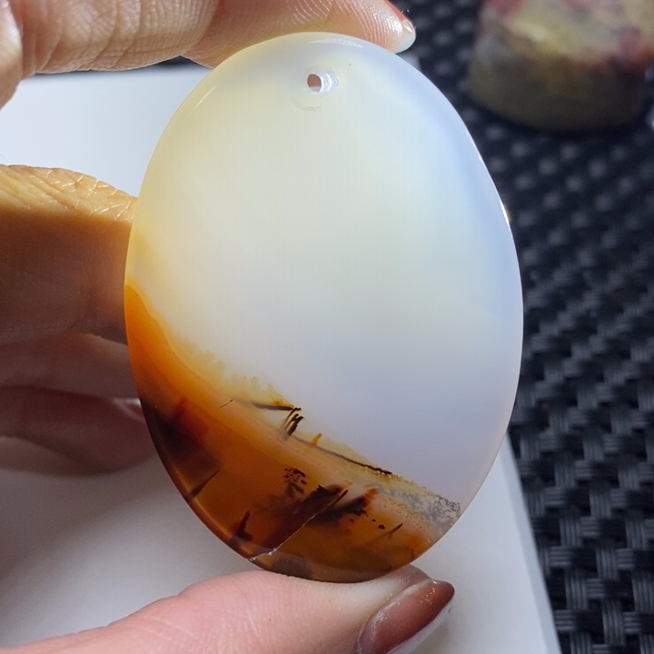 玛瑙/玉髓颈饰未镶嵌