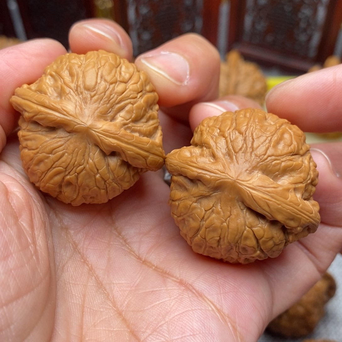 文玩核桃把件毕业手捻乾隆磨35尺