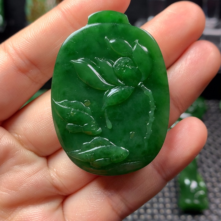 和田玉颈饰未镶嵌那*·