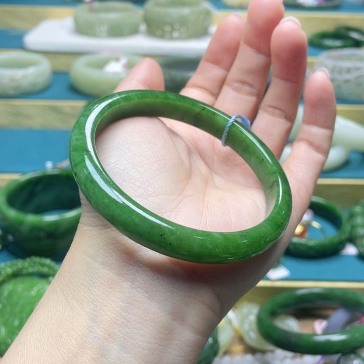 和田玉手镯61+圈口 编号107未镶嵌夏*
