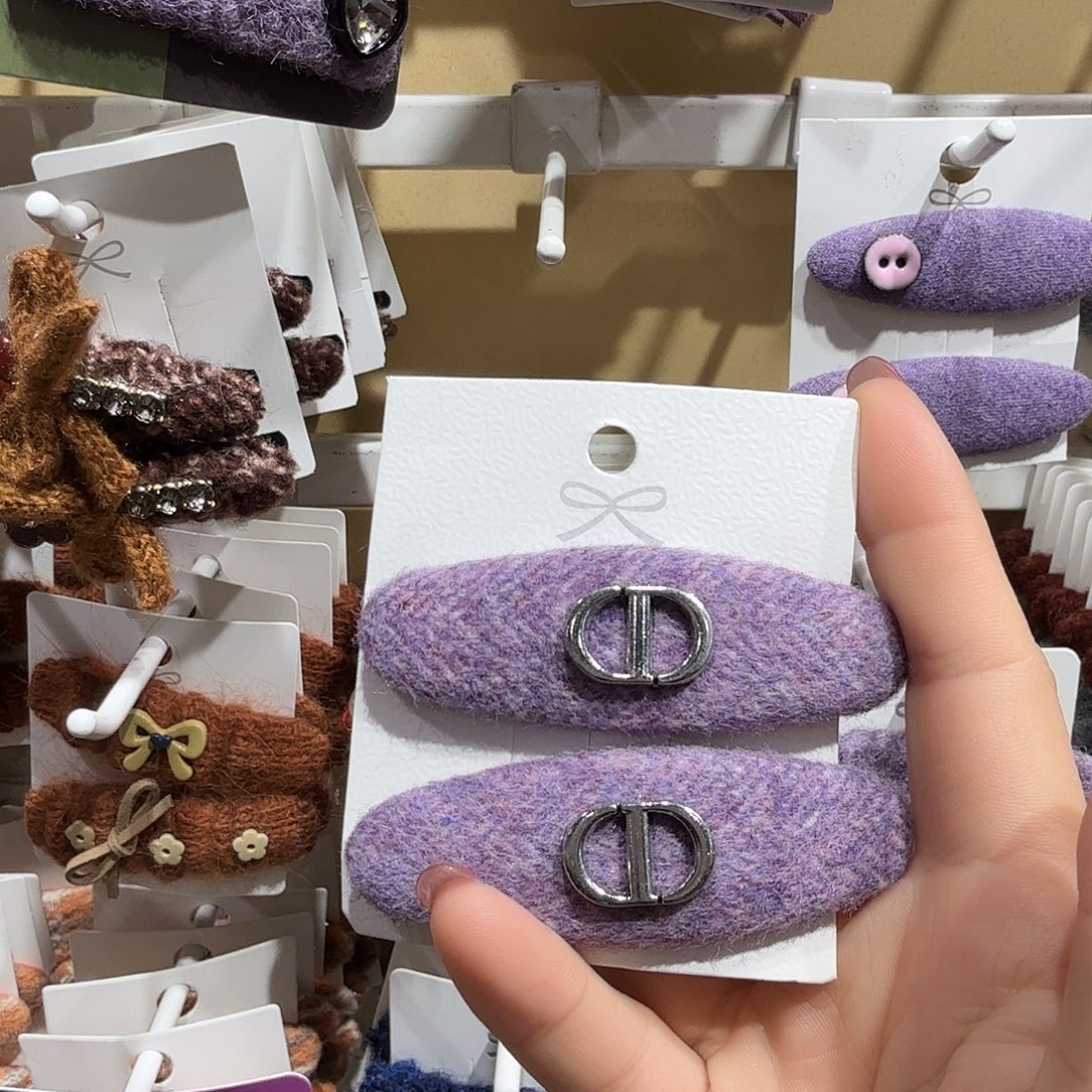 布艺非金属紫色猪鼻子