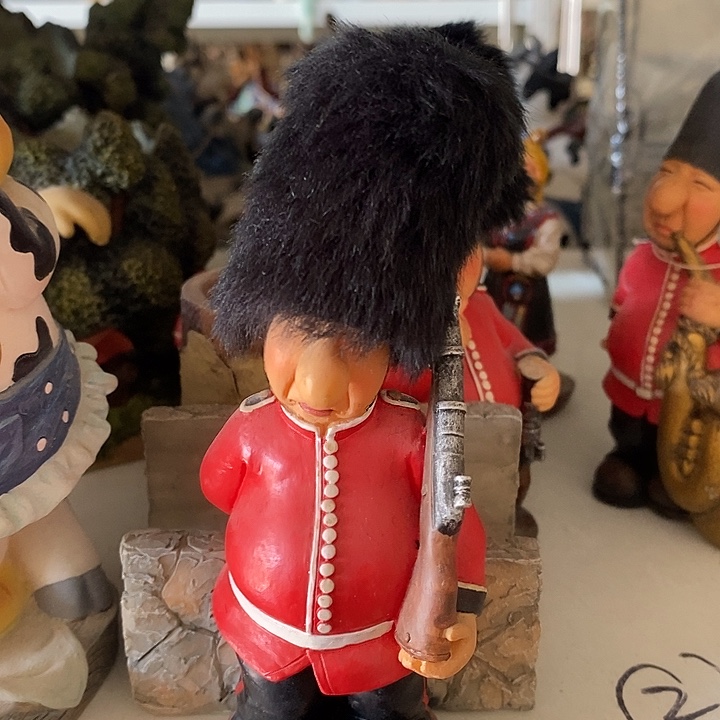 甜****树脂默认微瑕 树脂摆件