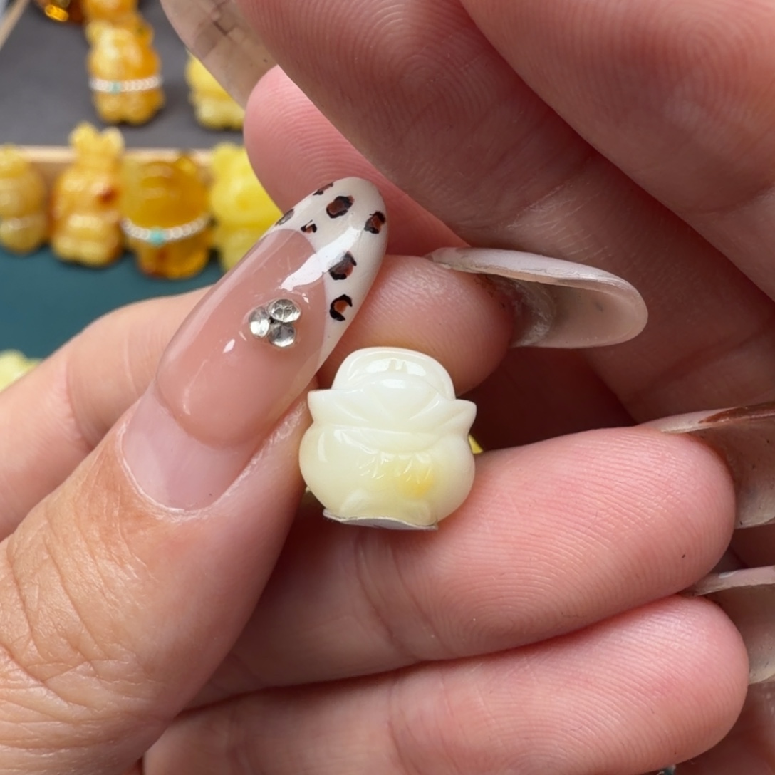 琥珀未镶嵌裸石蜜蜡