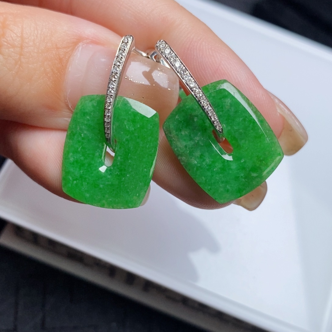 翡翠18K金镶嵌耳饰方糖