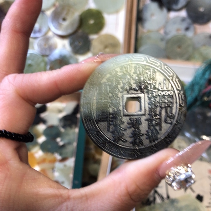 岫玉岫玉挂件未镶嵌