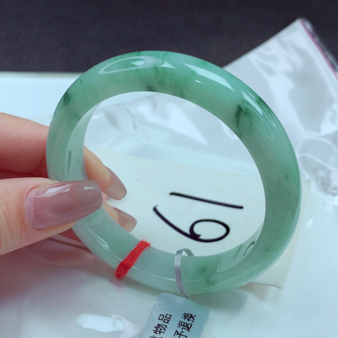 翡翠手镯未镶嵌手镯55