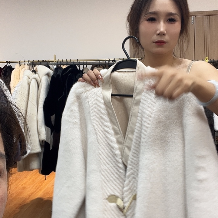 2号皮毛一体外套女