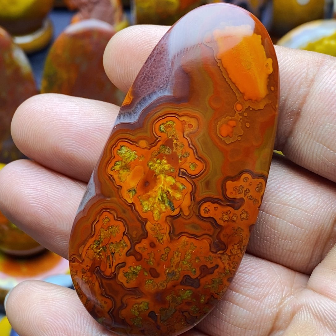 玛瑙/玉髓颈饰未镶嵌彪*