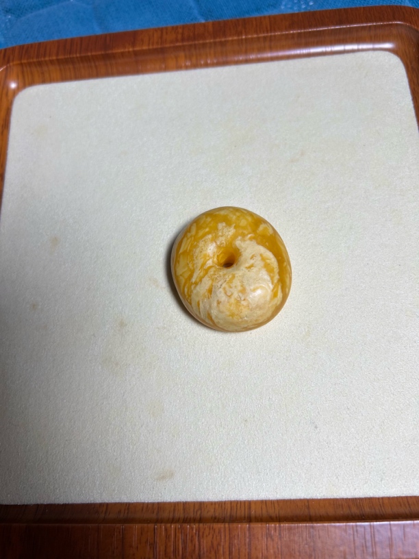 精品石膏白蜡妖花藏扣尺寸40x36x16.克重15.7