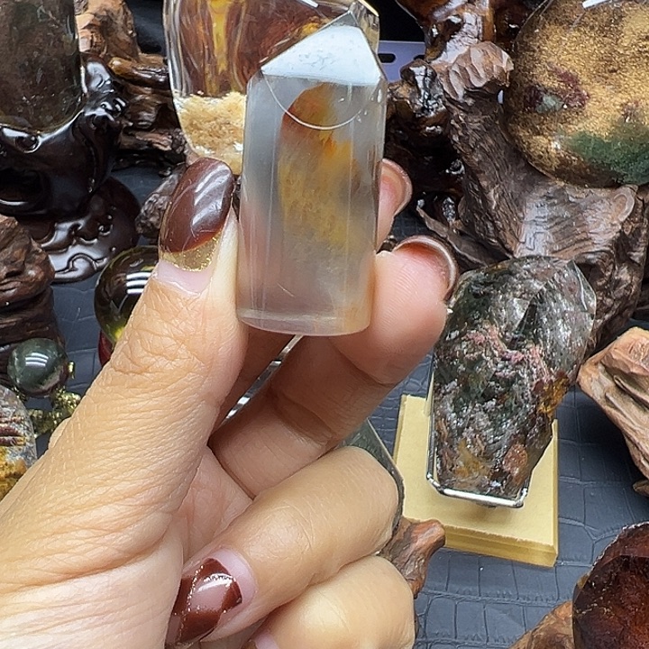 K***7未镶嵌水晶珠宝半成品