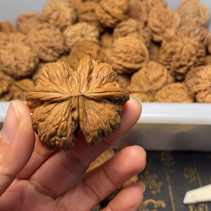 T***y文玩核桃吊坠文玩核桃异形单只