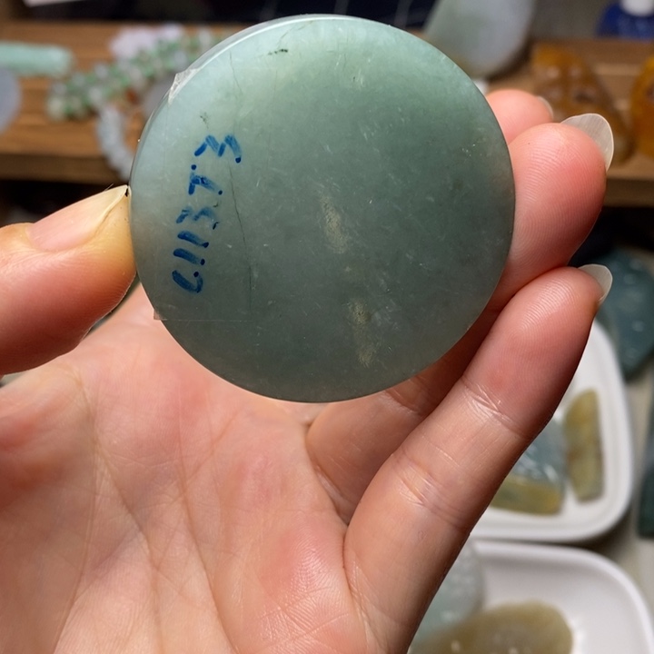 翡翠未镶嵌颈饰天然