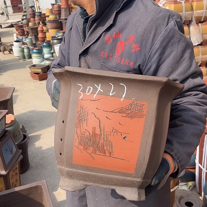紫砂紫砂花盆和小