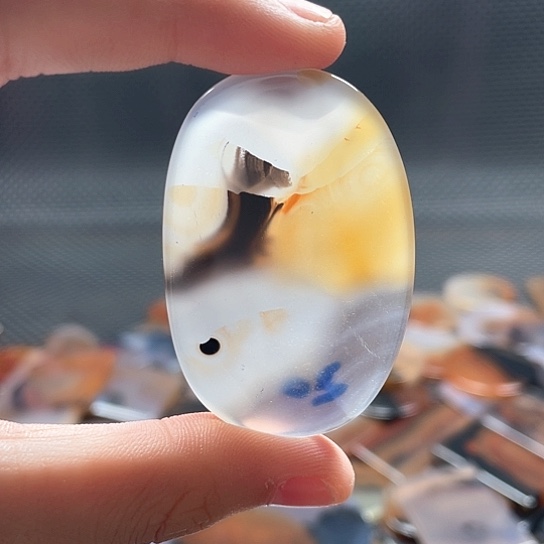 玛瑙/玉髓颈饰未镶嵌