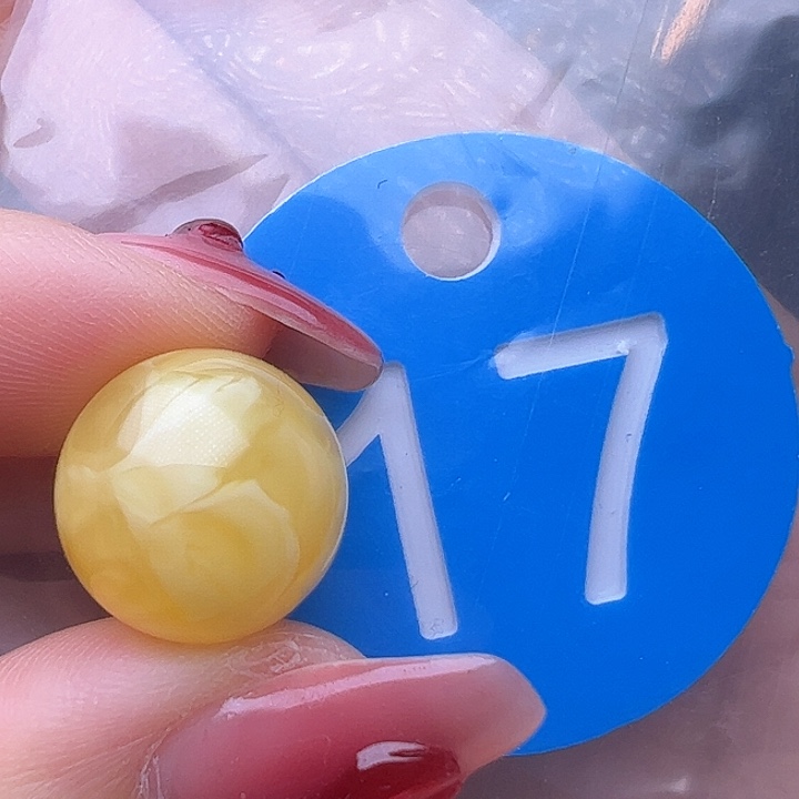 蜜蜡裸石未镶嵌13.5mm 圆珠