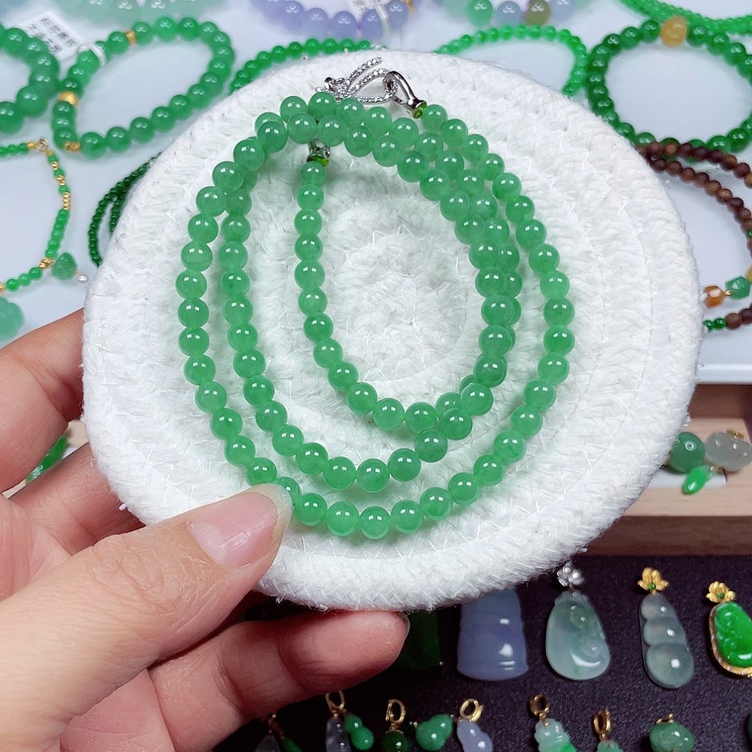 翡翠未镶嵌手链天然缅甸翡翠A货卡5.8-5.5