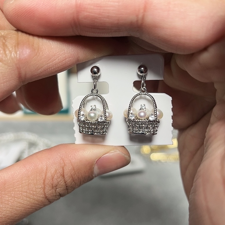 耳饰银S925镶嵌淡水珍珠