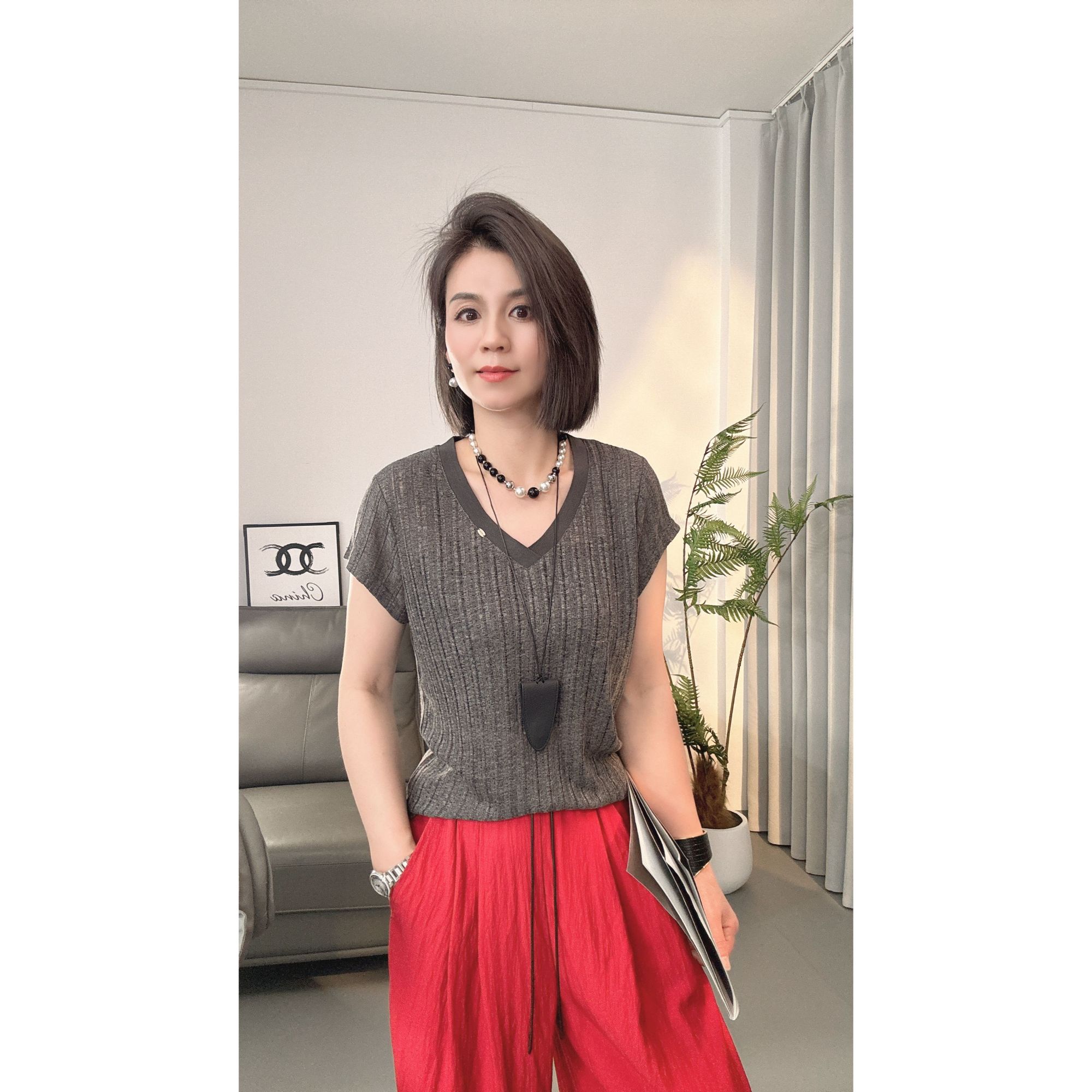 夏季新款鸡心领T恤港风高级感百搭气质显瘦遮肉【399】