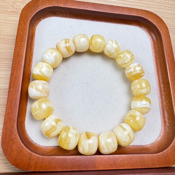 13mm加 24.68 精品原矿俄料蜜蜡金白虎皮老型手串