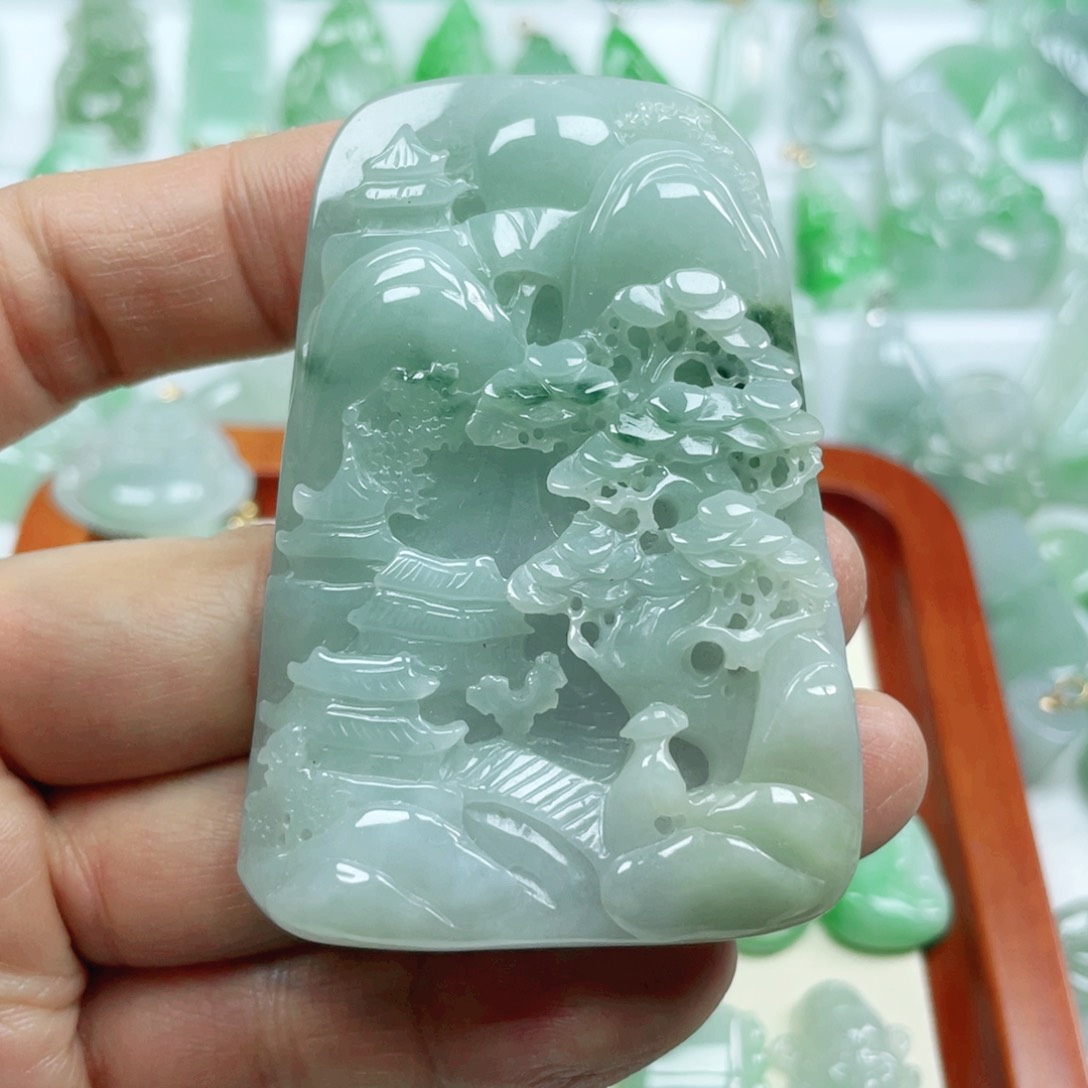 翡翠吊坠(不含链)未镶嵌