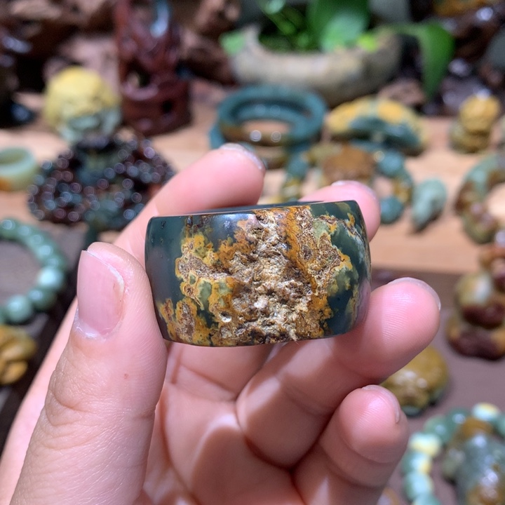 岫岩河磨玉（透闪石质玉）未镶嵌把件大***7