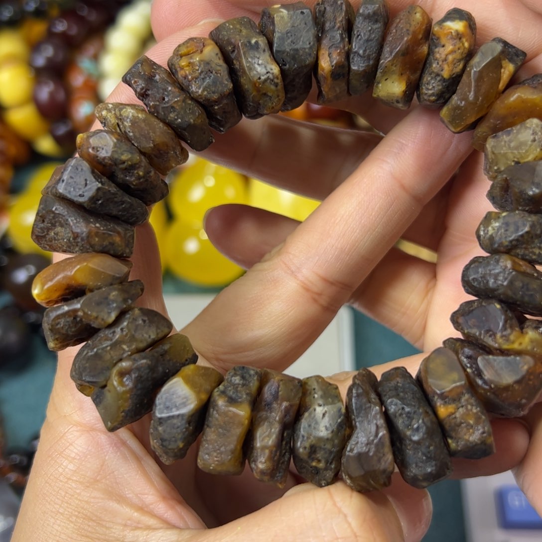 琥珀珠宝奇石未镶嵌710