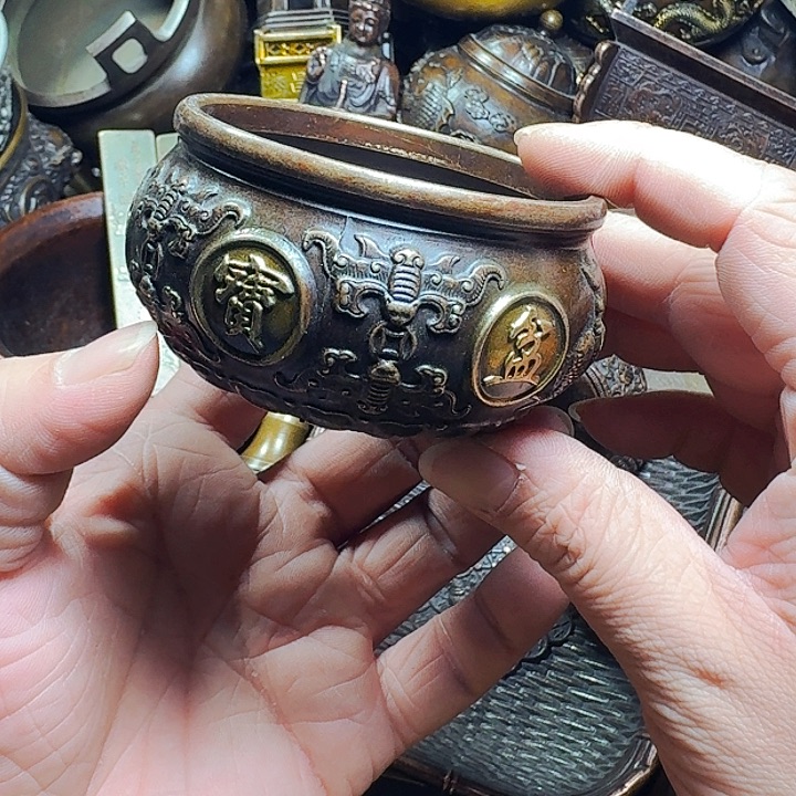 铜器摆件收收藏藏