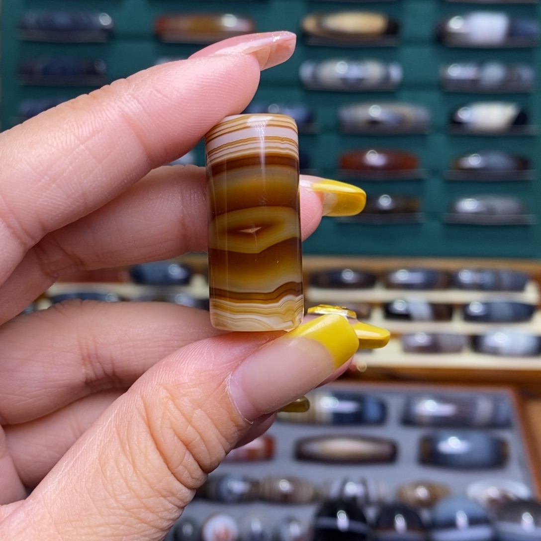 －***-未镶嵌玛瑙/玉髓珠宝半成品