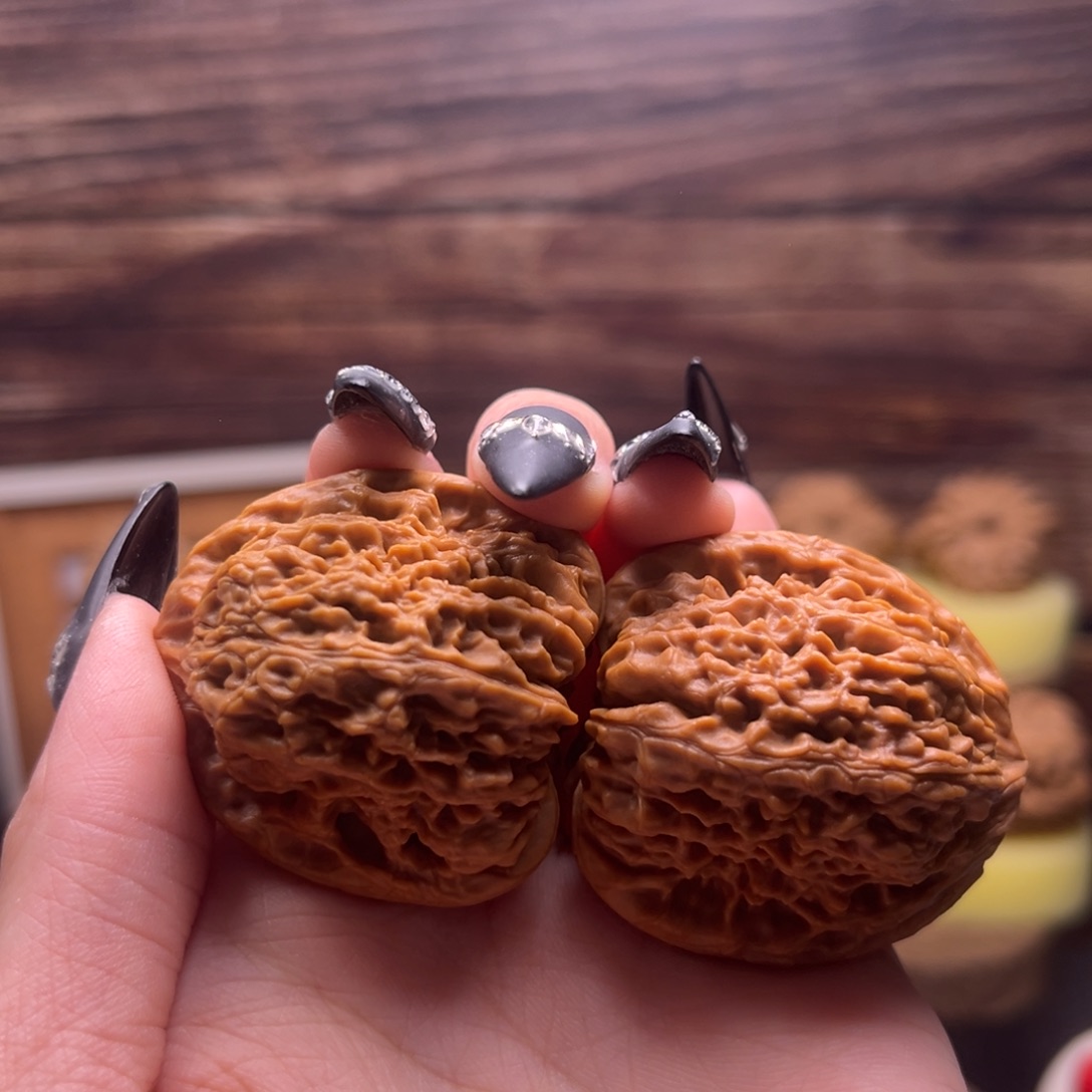 @***扬桃核吊坠南疆石闪55