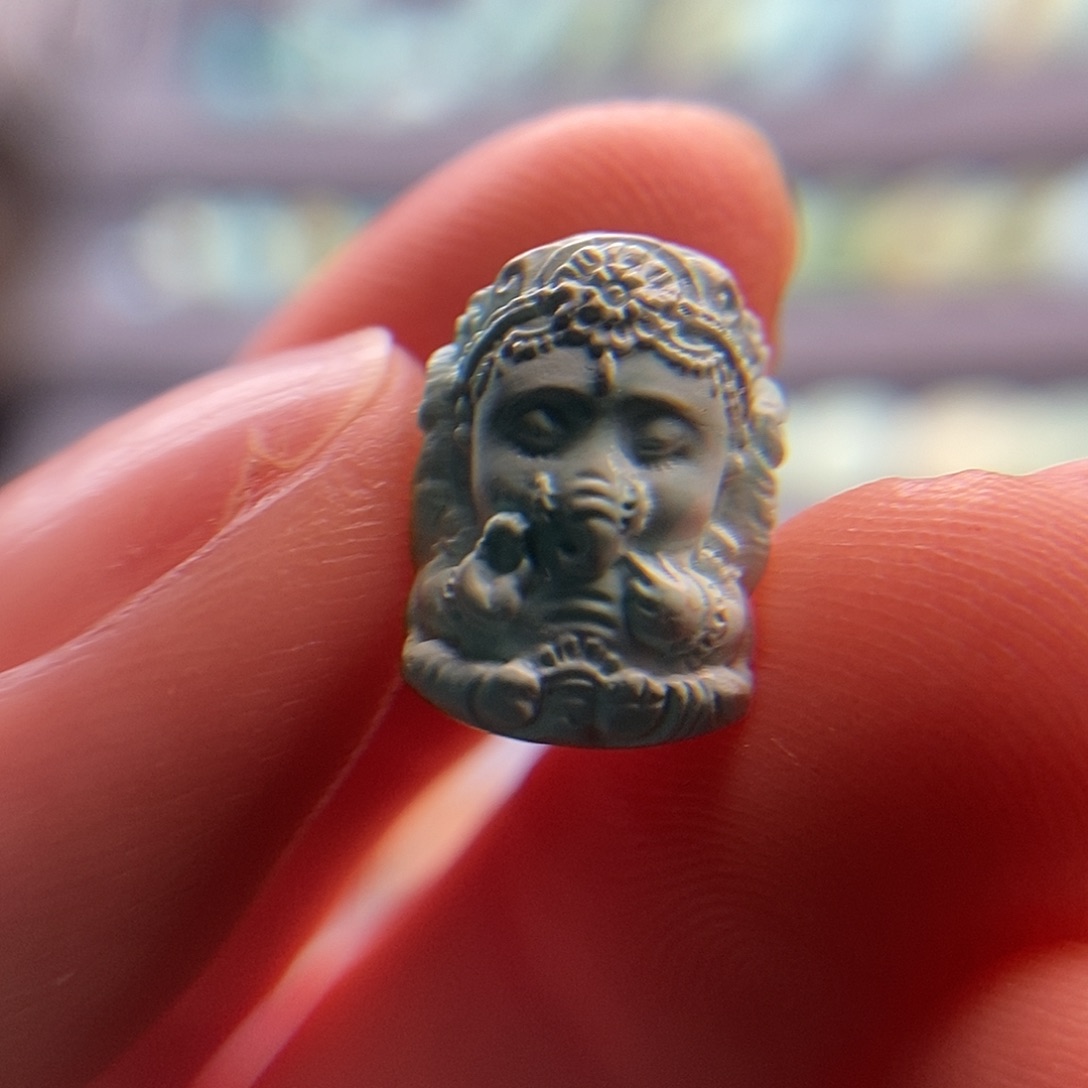 绿松石未镶嵌托腮象