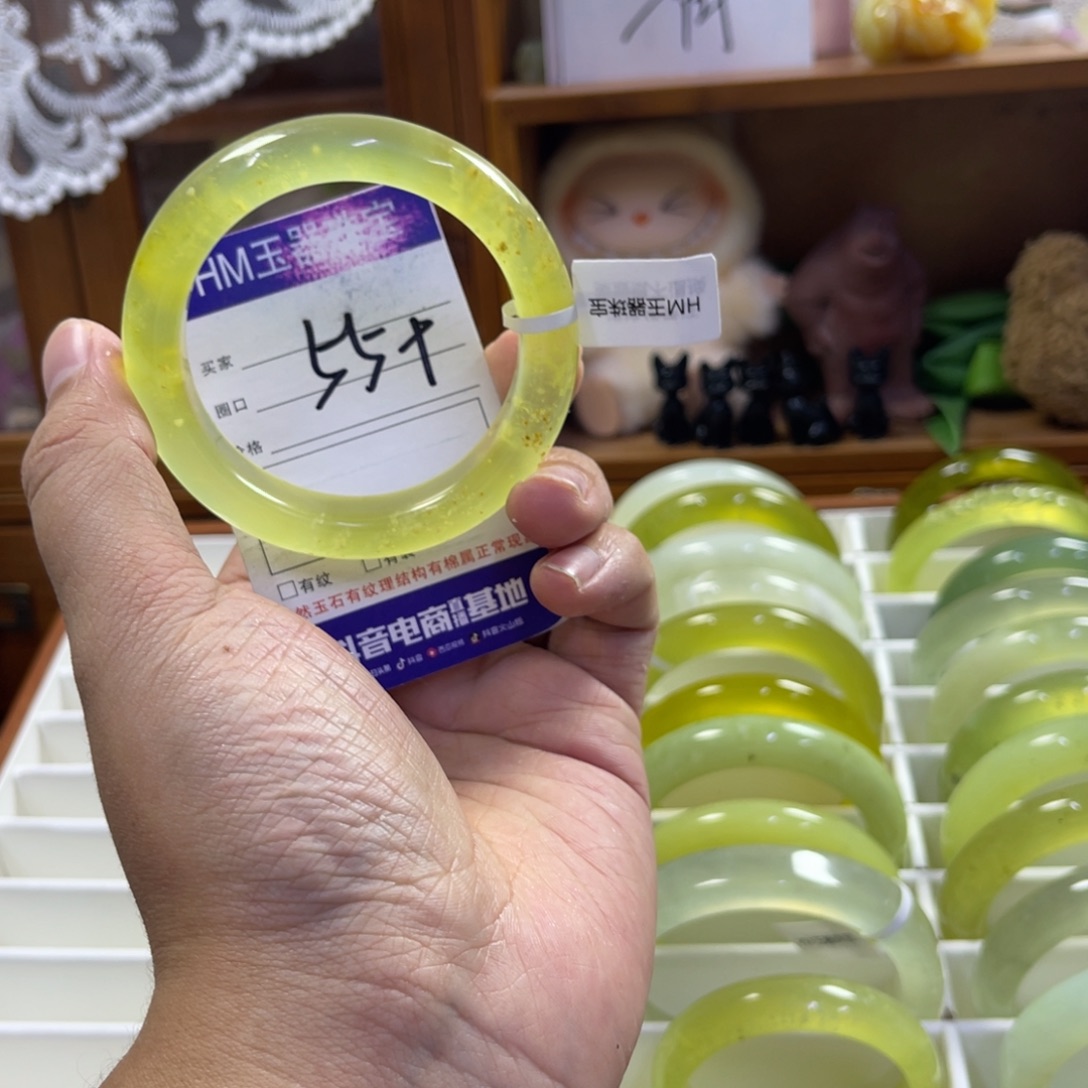 蛇纹石玉未镶嵌手镯544