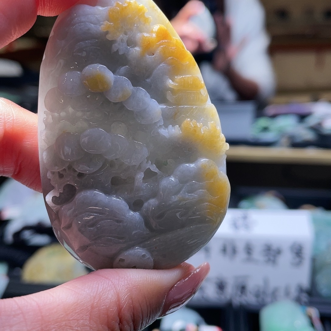 翡翠颈饰未镶嵌一个