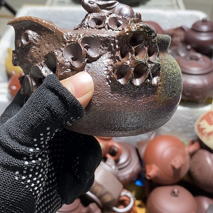 紫砂茶壶微瑕微笑