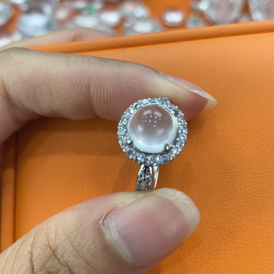 石英质玉吊坠(赠链)合金