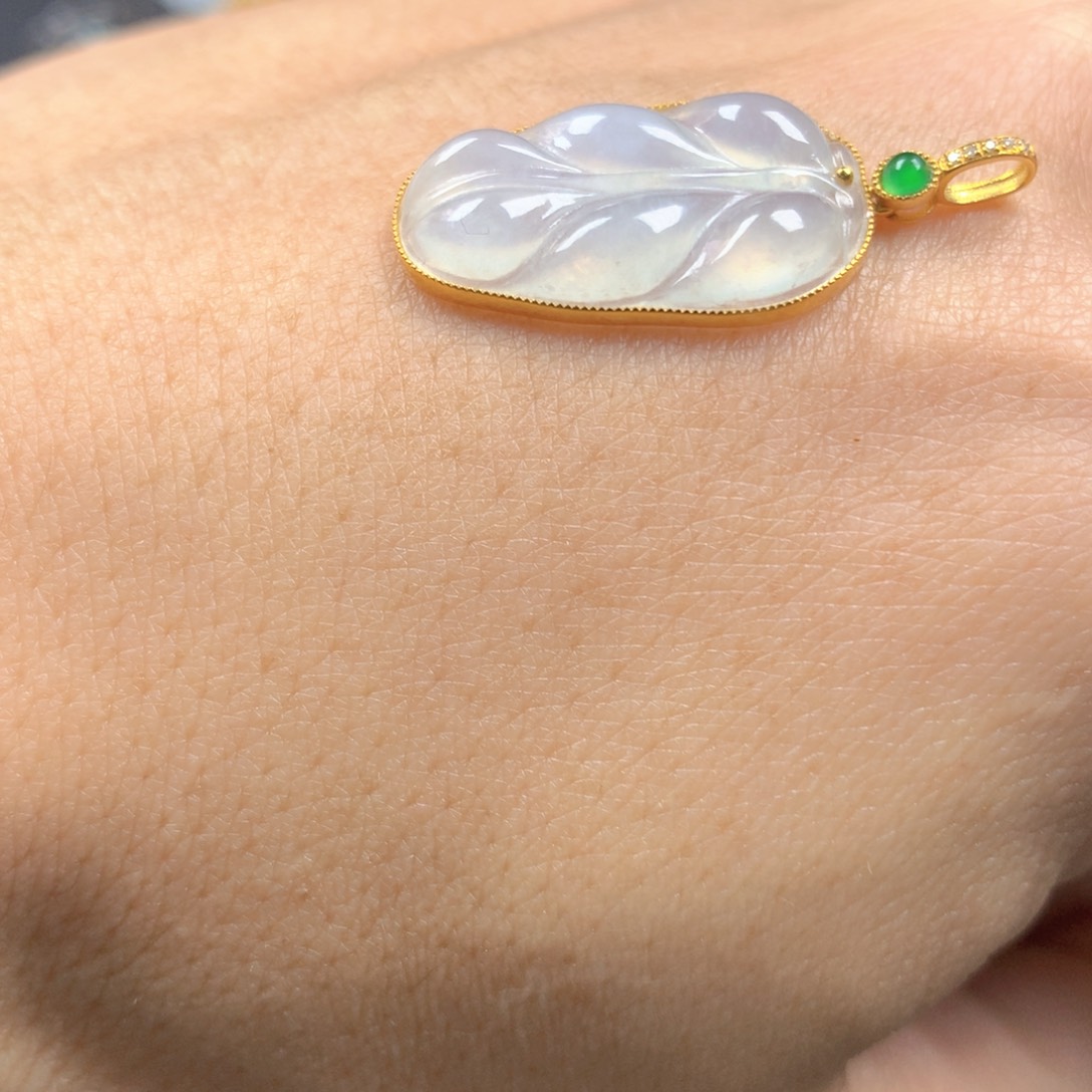 【闪购商品】翡翠颈饰18K金镶嵌翡翠