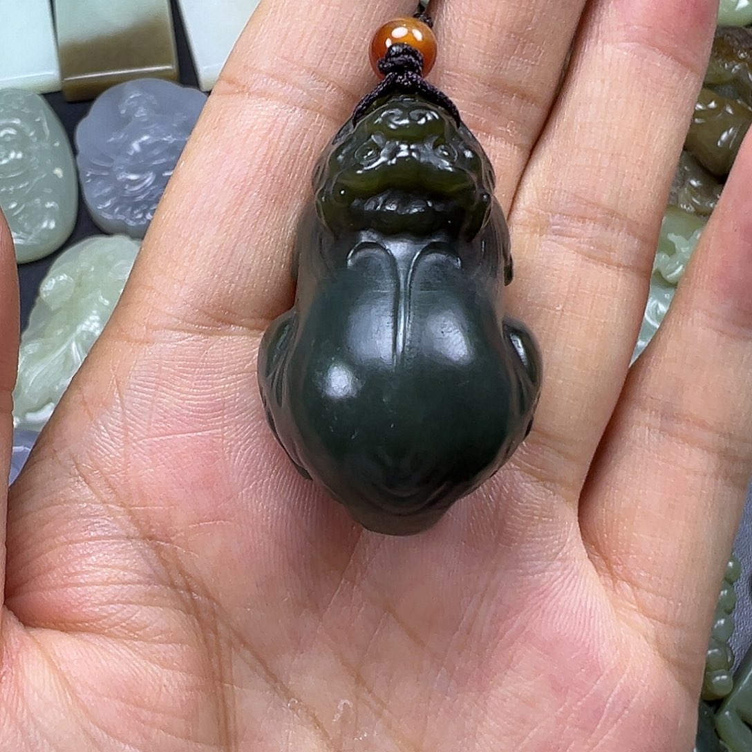 和田玉未镶嵌吊坠(不含链)