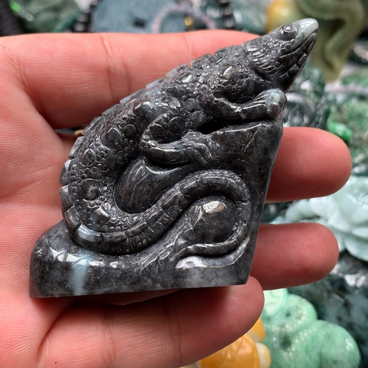 翡翠颈饰未镶嵌保真天然A货翡翠