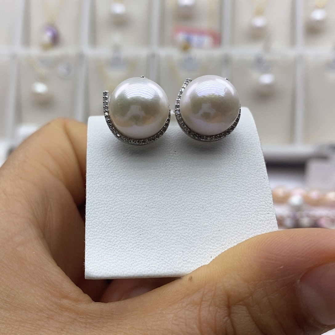 淡水珍珠吊坠(赠链)银S925镶嵌