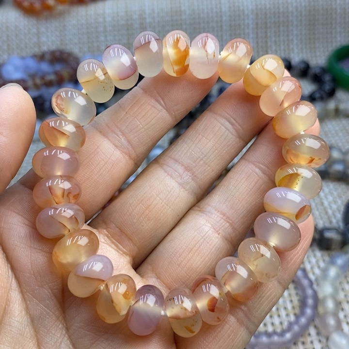 玛瑙/玉髓手链未镶嵌显***包