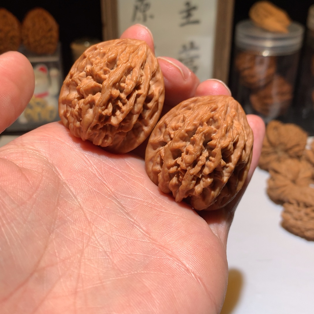 文玩核桃把件饕餮纹36