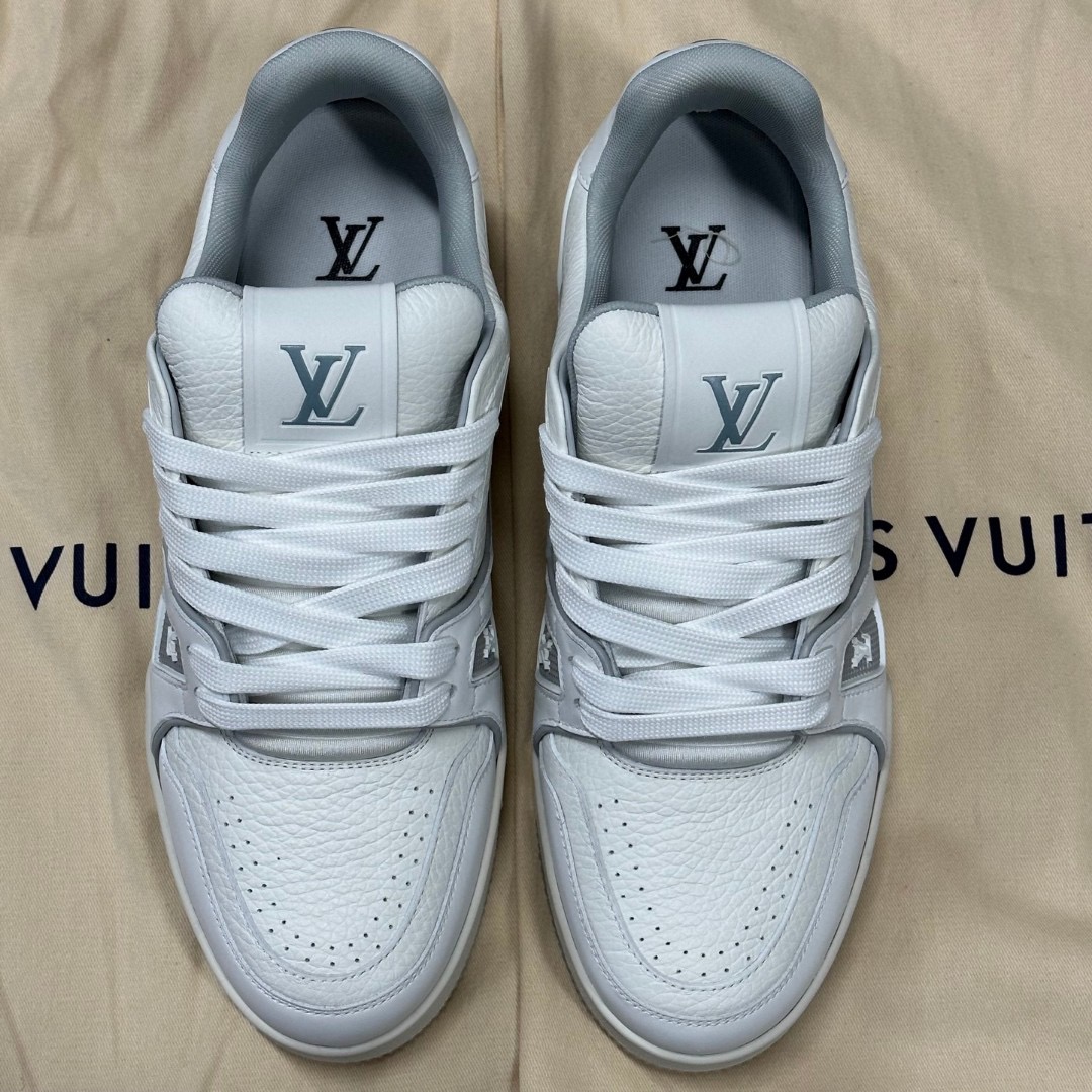 未使用 LouisVuitton/路易威登 白色低帮板鞋 7.5码 D18387