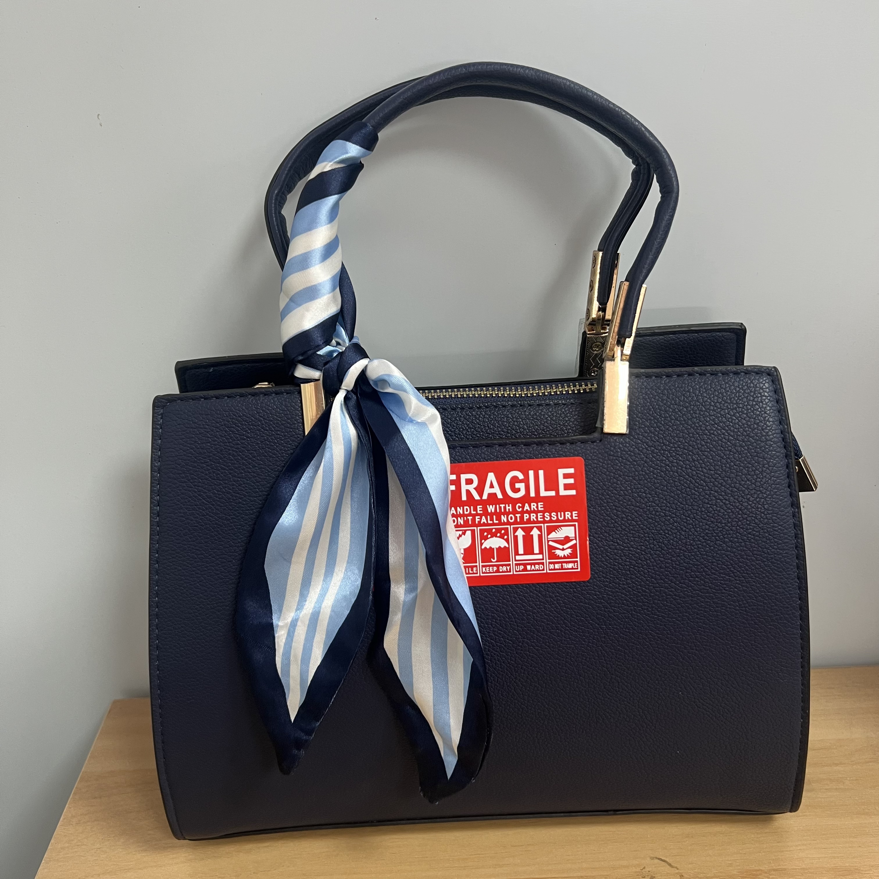 手提包包女款爆款2025新款女士送老婆母亲